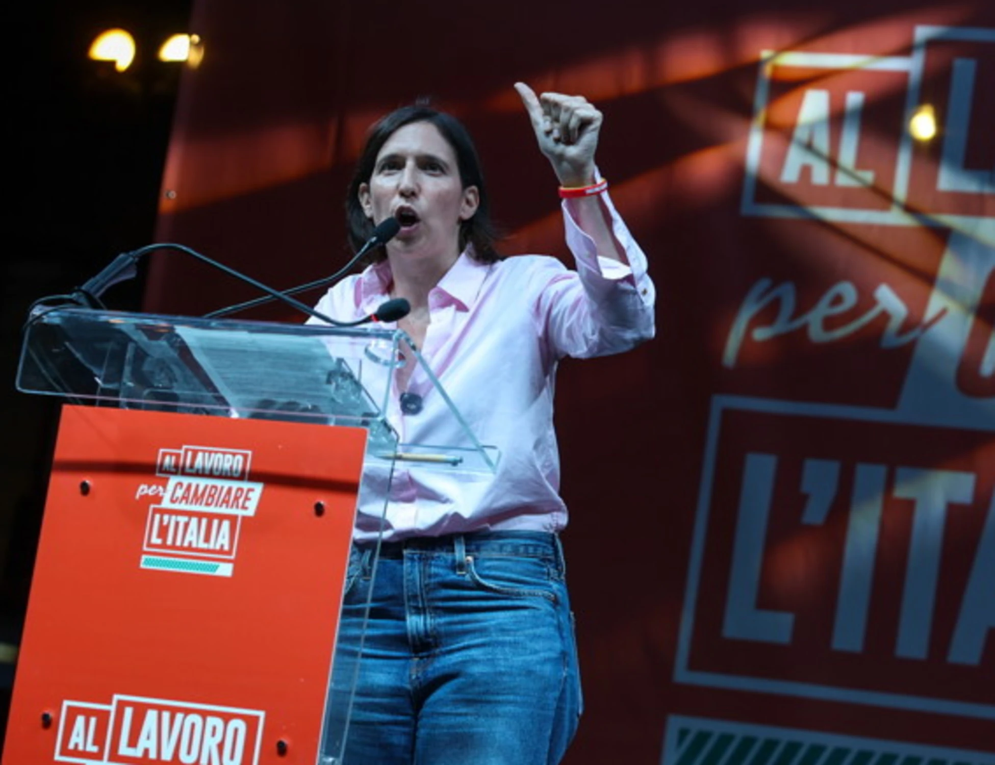 Schlein risponde a Conte: "Non funziona così. Adesso concentriamoci sui fallimenti del governo"