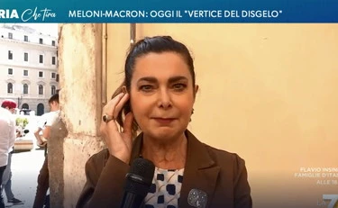 L'Aria che tira, Boldrini contro Meloni: "Incontro con Macron? Non nutro speranze"