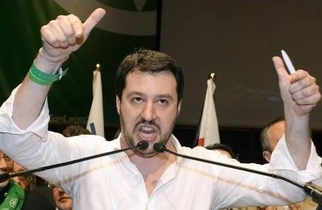 Salvini replica a Ferrara: "Tieniti il tuo Renzi"