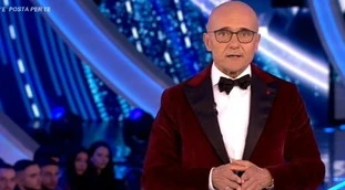 Grande Fratello Vip, richiesta da 100mila euro ad Alfonso Signorini: il vip che diventa un caso in Mediaset