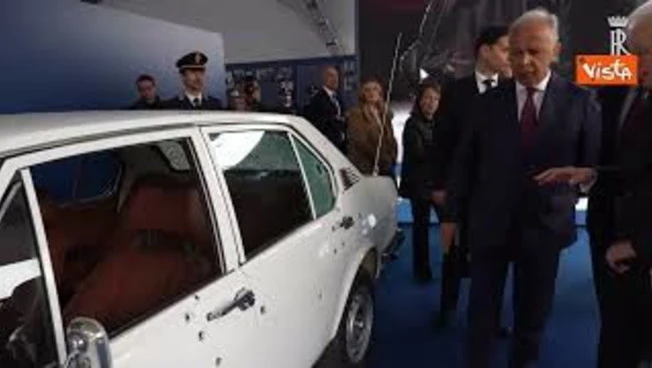 Mattarella visita lo Spazio della Legalità della Polizia di Stato per il 174esimo dalla fondazione