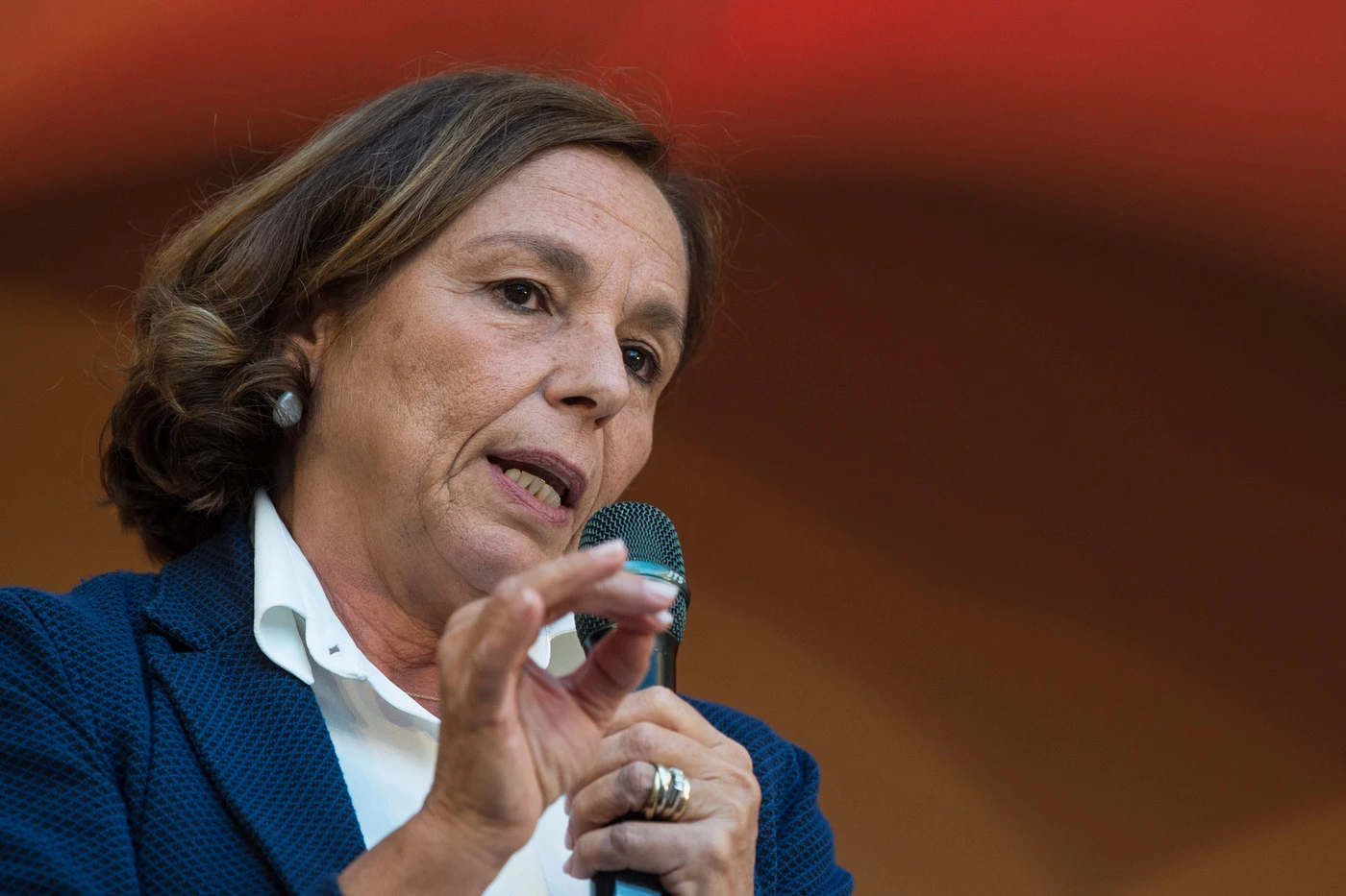 Maria Giovanna Maglie contro Lamorgese e Conte: "Immigrazione? Buffoni sulla pelle degli italiani"