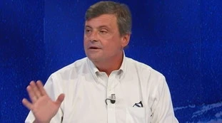 In Onda, Calenda contro il governo: "Quattro mancette"