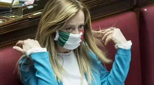 Giorgia Meloni contro M5s e Pd: "Si considerano nauseabondi, ma stanno insieme per il potere"