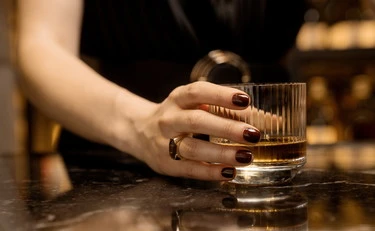 "Sono cameriera da 18 anni: ecco i gesti dei clienti al ristorante che ci danno piÃ¹ fastidio"