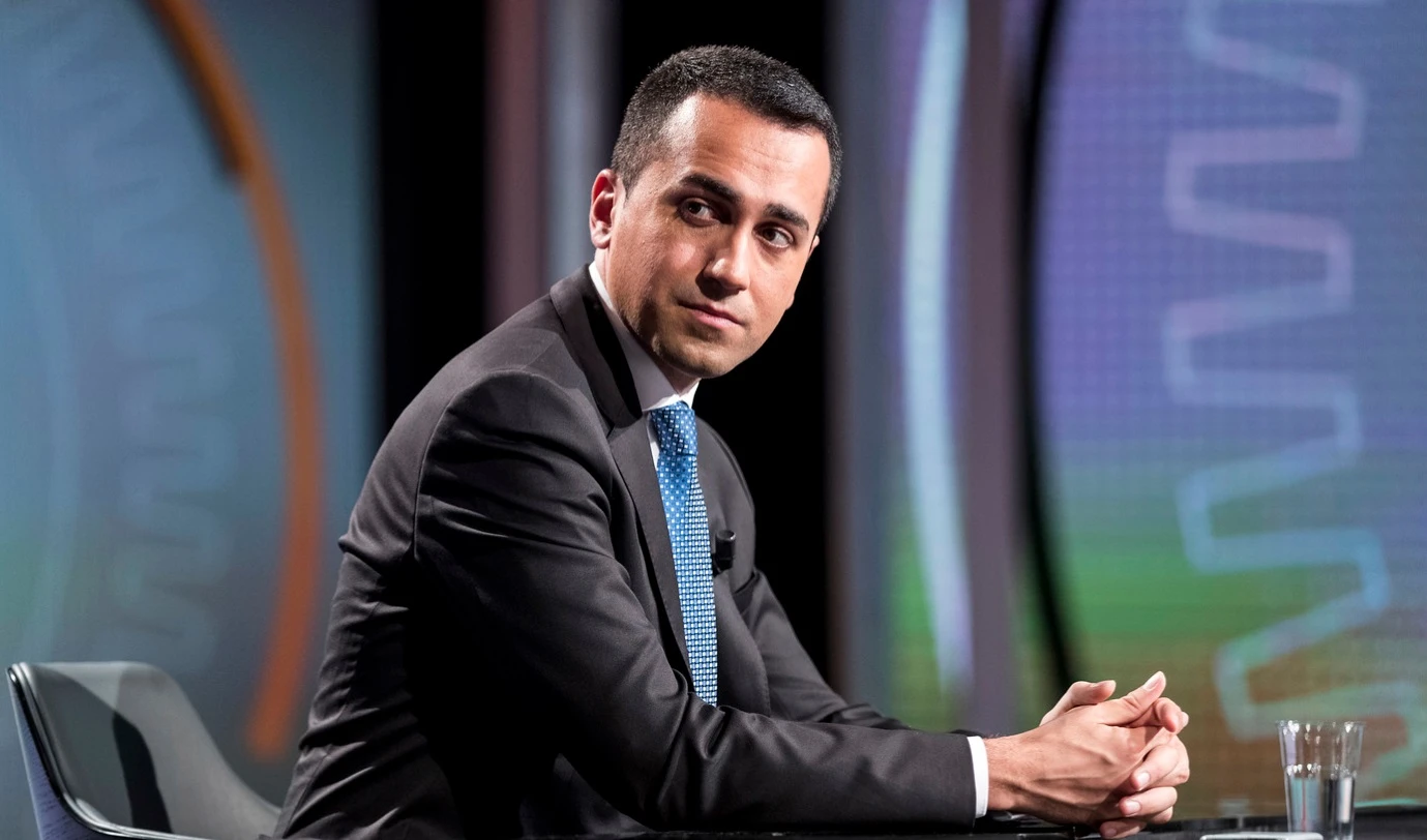 Luigi Di Maio sotto processo per il disastro elettorale e i troppi incarichi assunti