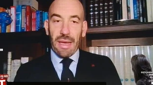 Matteo Bassetti a Tagadà contro l'ultimo dpcm: "Vedo mia suocera tutti i giorni. A Natale non posso? Qual è il problema?"