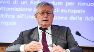 Coronavirus, Giulio Tremonti a Stasera Italia: "Usiamo i nostri soldi, non dobbiamo chiedere il permesso all'Europa"
