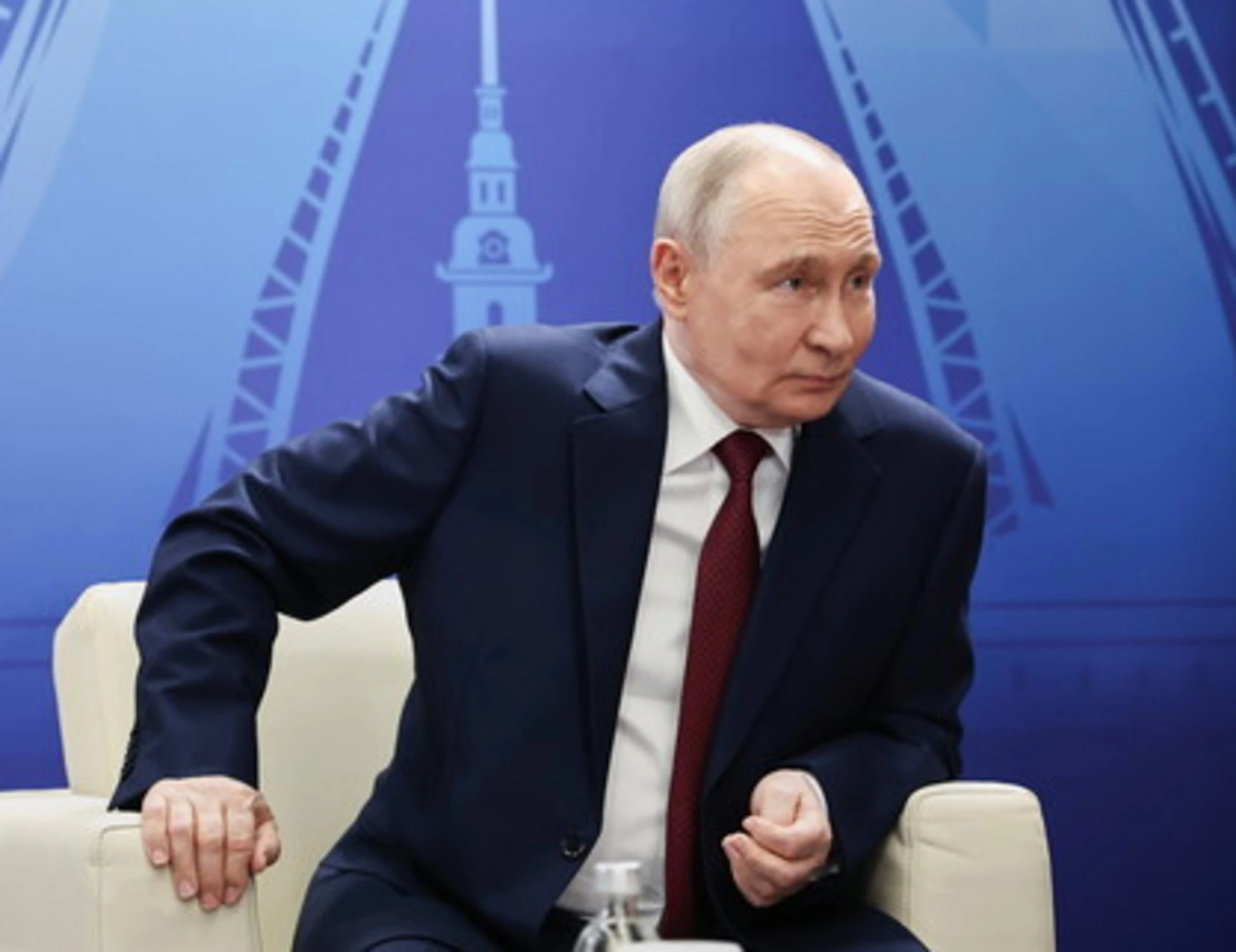 Putin gela Zelensky: "Lettera maleducata, a questo punto è impossibile"