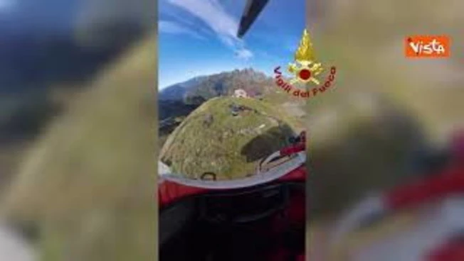 29 persone soccorse in Val Seriana dai Vigili del Fuoco per il maltempo, il video dall'elicottero