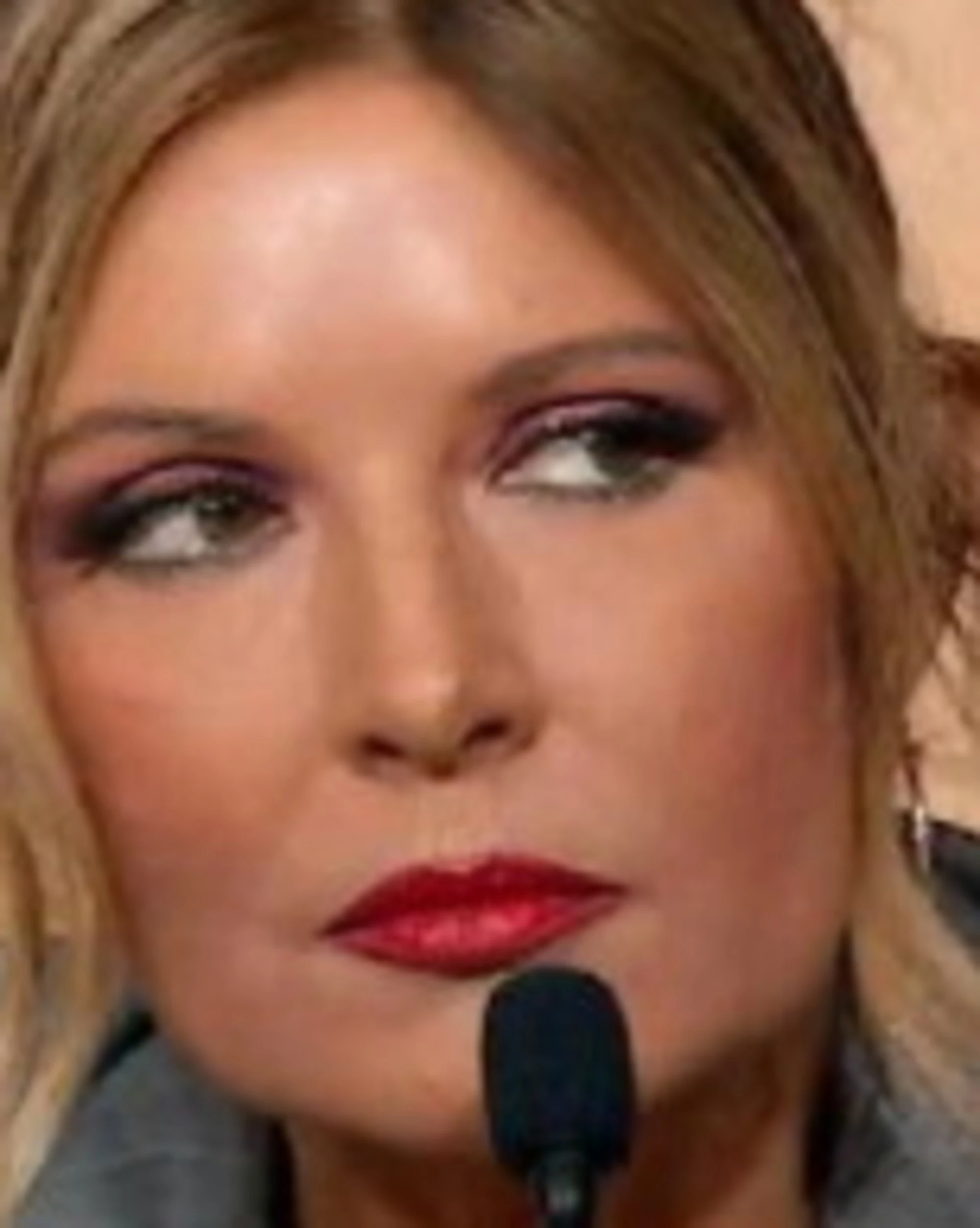 Ballando, frecciata di Lucarelli a Bruganelli: "Hai chiesto il risarcimento"