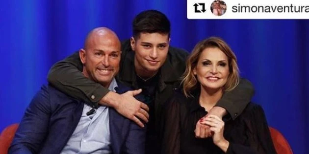 Niccolò Bettarini, la drammatica confessione dopo le pugnalate: "Mia mamma è stata malissimo, mio padre..."