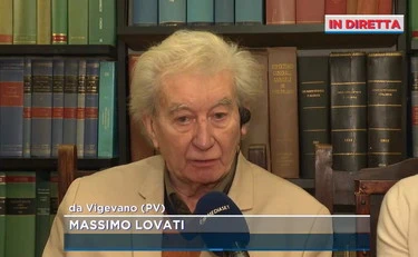 Mattino 5, Massimo Lovati sconcerta lo studio: "Mastico male ma... denti nuovi!"