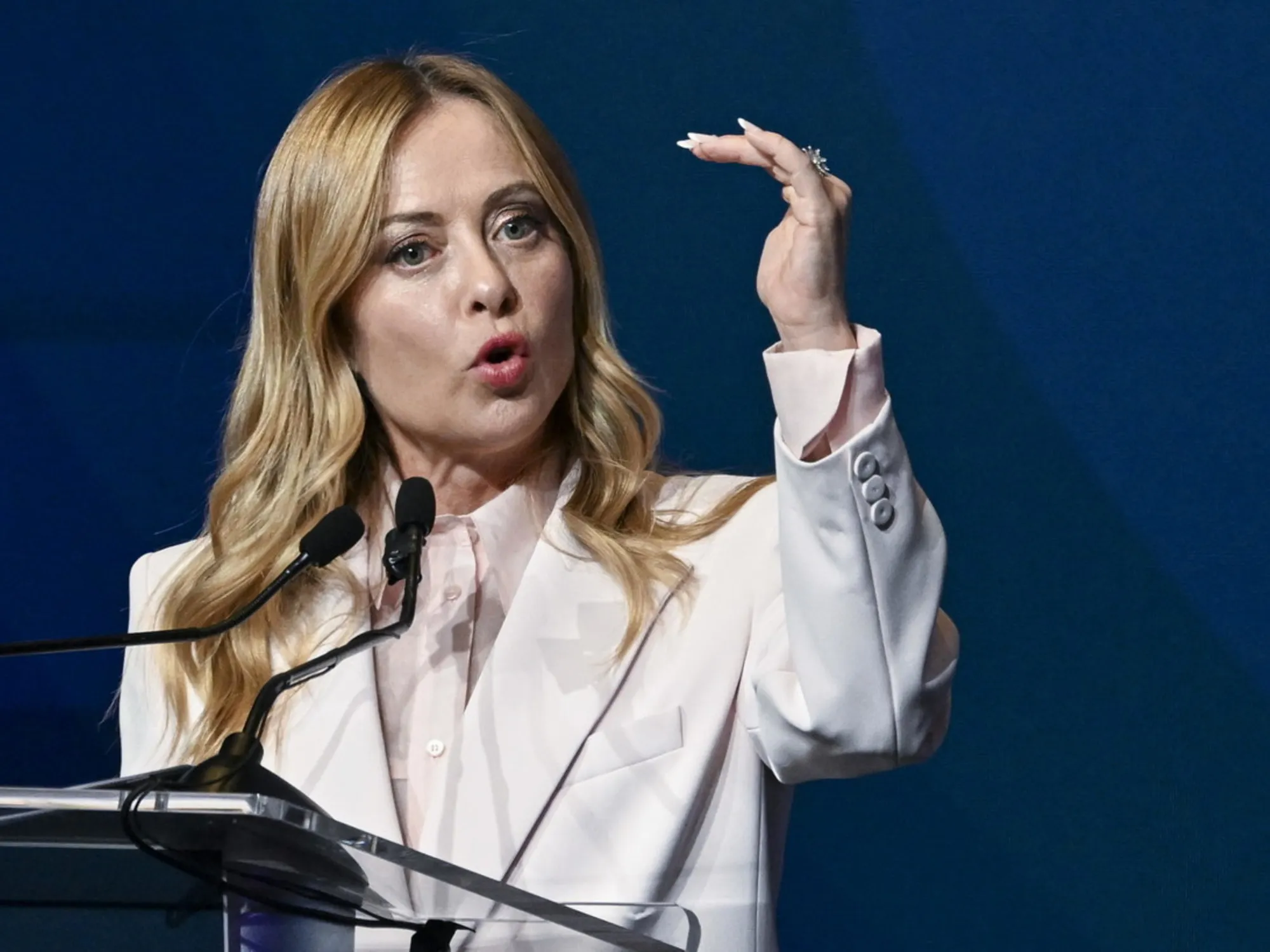 Leggi l'articolo: Meloni al forum di "Moneta": "Manteniamo gli impegni facendo quadrare i conti"