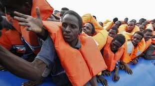 Ong e immigrati spariti nei giorni del coronavirus: le cifre dal Viminale