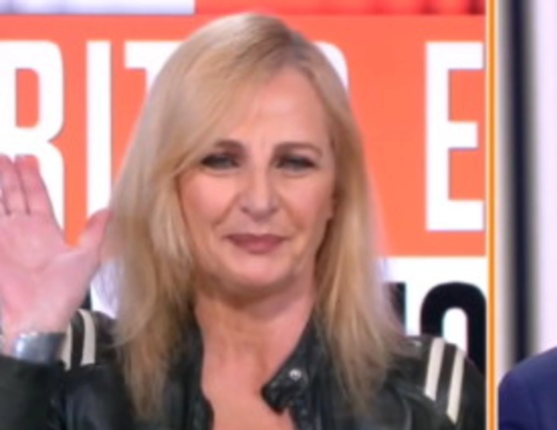 Dritto e rovescio, Donzelli zittisce Luisella Costamagna: "A sinistra non ci riuscite!"