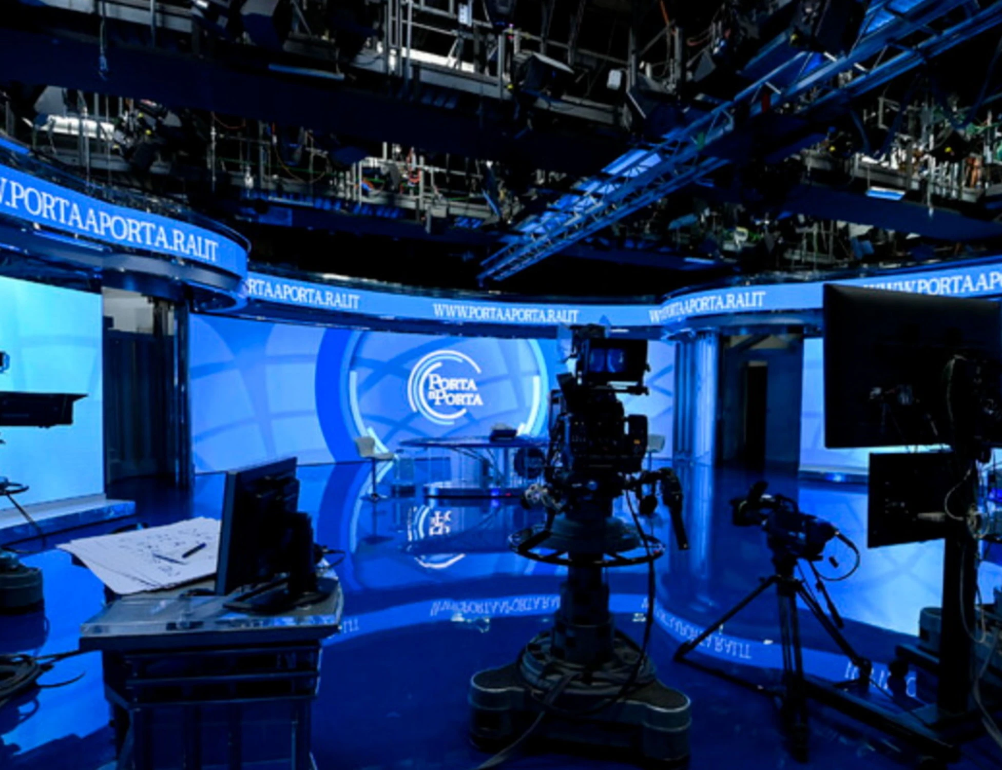 Sondaggio Porta a Porta, Fdi-Pd? Distanza siderale: le cifre