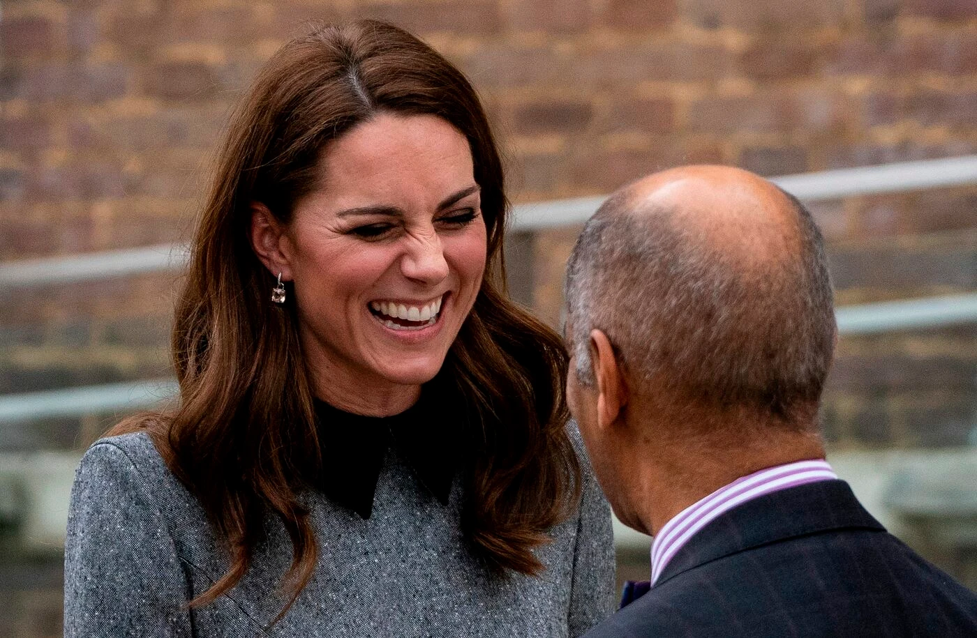 Kate Middleton tradita? Una brutale rivincita su Meghan Markle: la scelta della Regina, caos in famiglia
