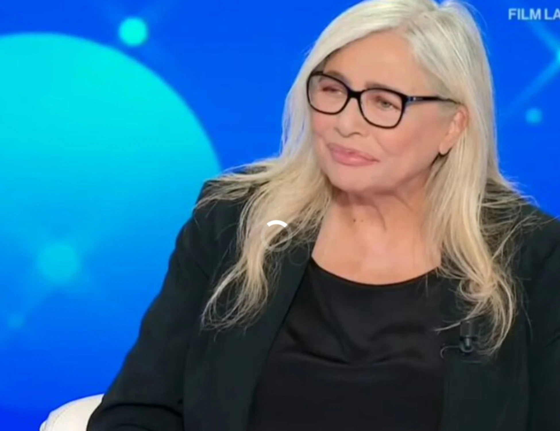 Domenica In, Venier in versione ridotta: assenza (clamorosa) nel giorno di Ornella Vanoni