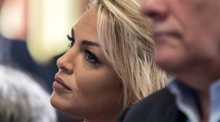 Ddl Zan, Francesca Pascale insulta tutti: "Sinistra di falliti, destra violenta e imbarazzante"