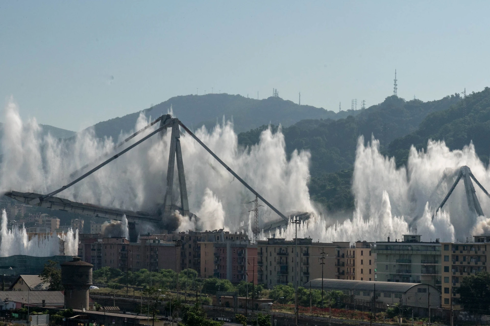 Filippo Facci, il drammatico errore di Genova: perché il Ponte Morandi è stato demolito nel peggiore dei modi