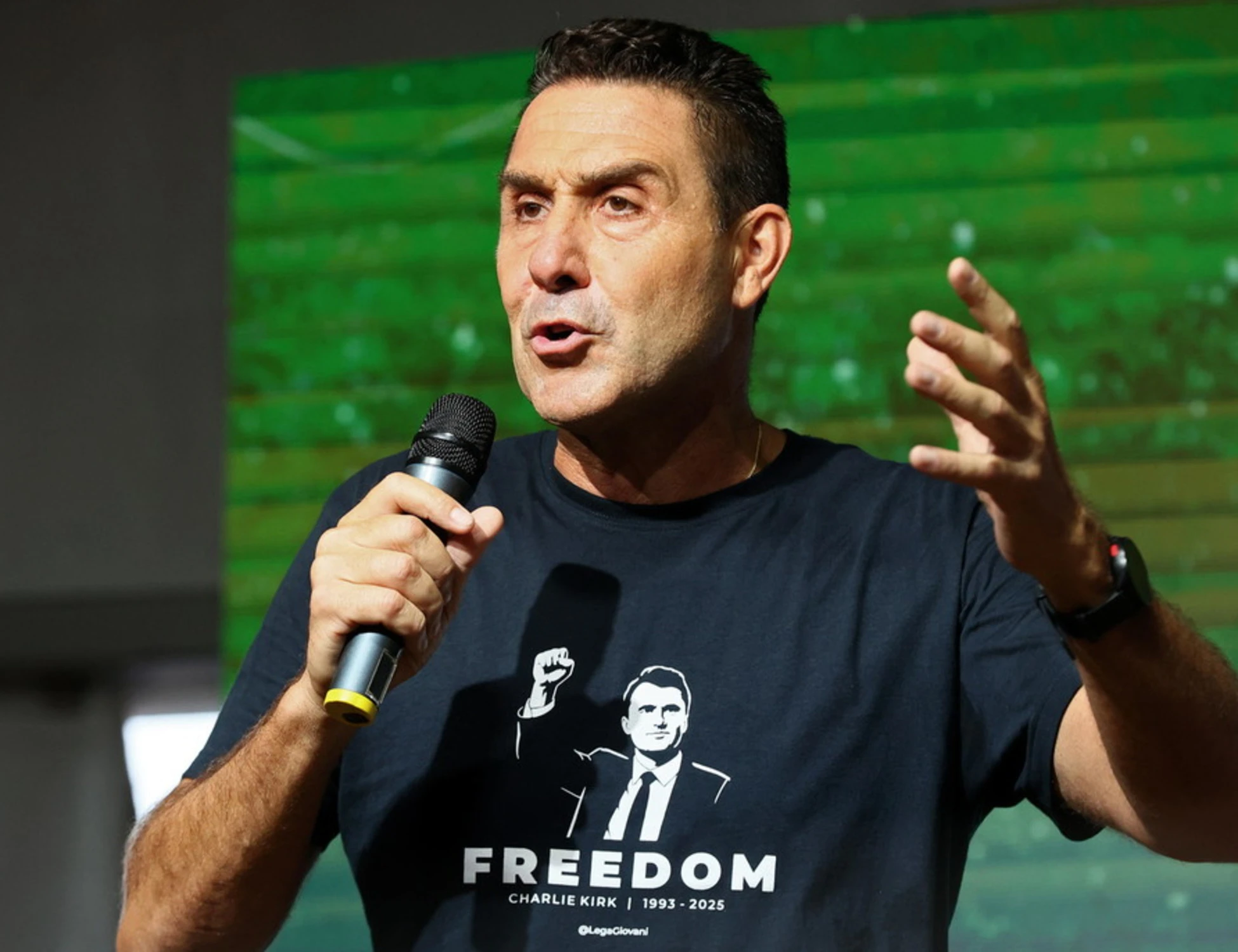 Perché l'addio di Roberto Vannacci farà bene al movimento