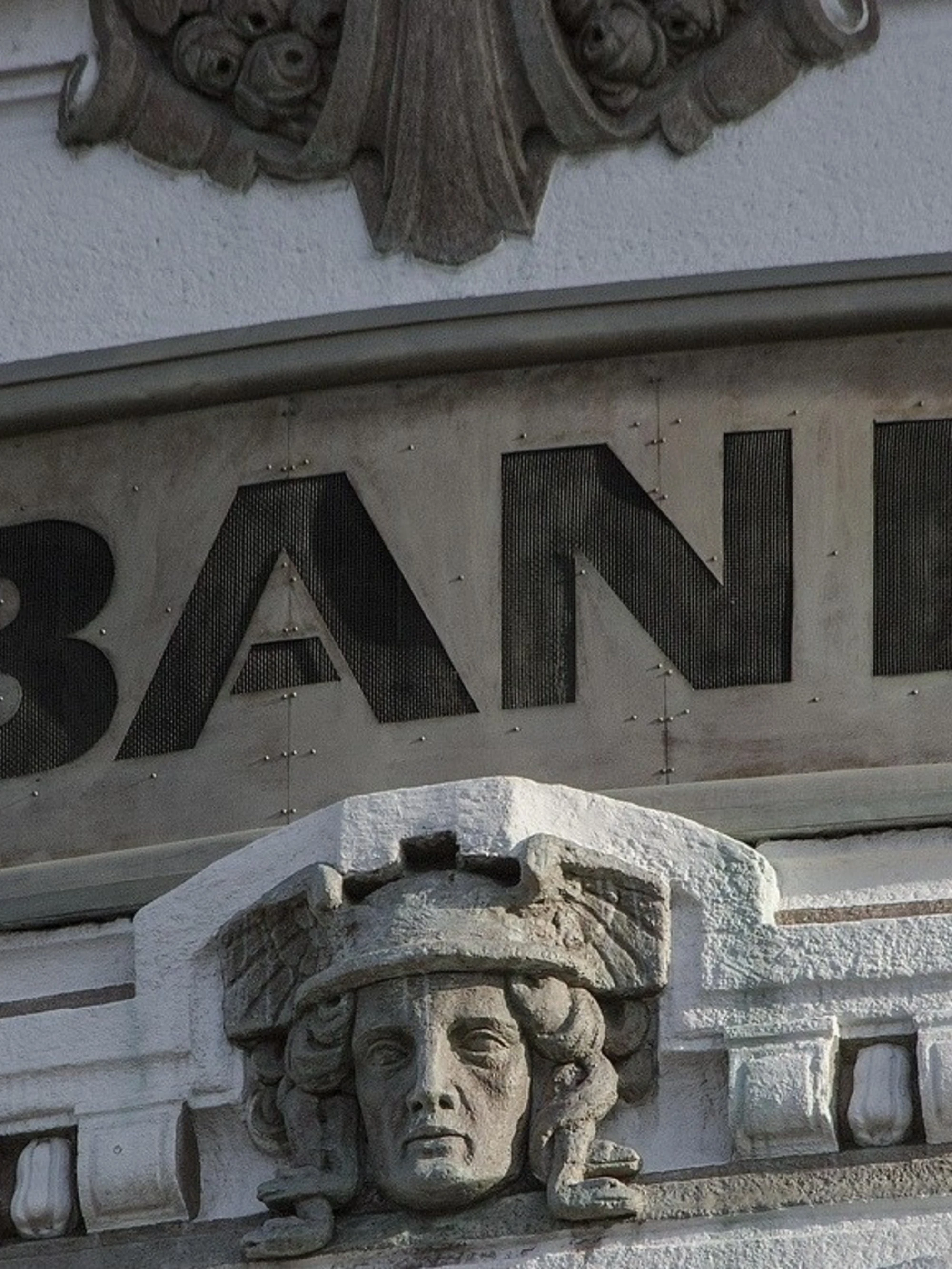 L'Italia ha bisogno di un polo bancario che aiuti le imprese