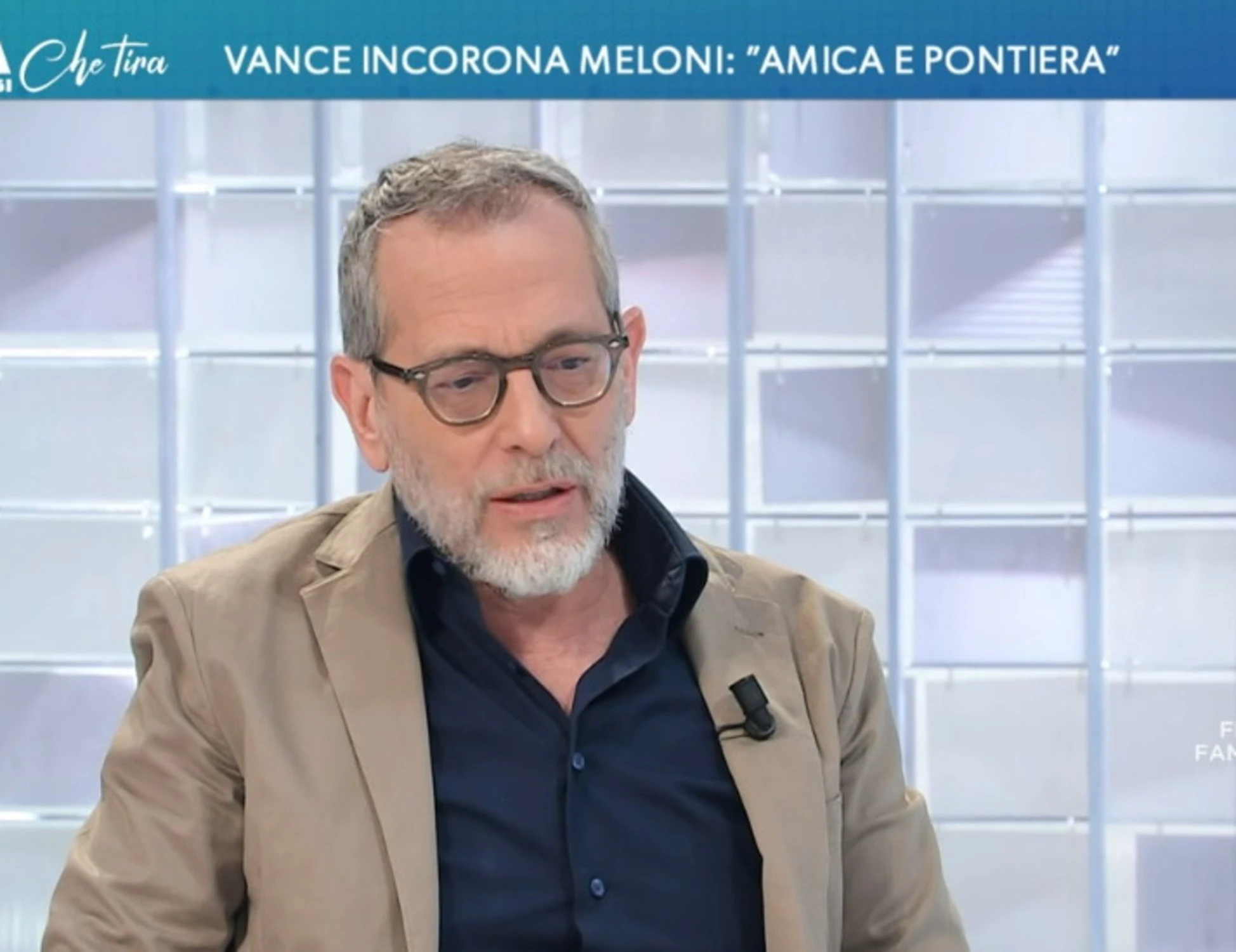 L'aria che tira, la sparata di Formigli: "Stanotte è ricomparsa la Meloni"