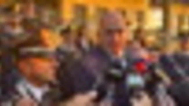 https://media.liberoquotidiano.it/nmwLjAL7ecZuFAr2SwHsMJWsidwQSXK47lw6d2lZTiw/width:800/quality:90/aW1hZ2VzLzIwMjUvMTAvMTQvMTgzNzU0OTMwLWYyZGFhMGIwLTI1MTEtNGEzOS04ODk2LTM1MDFlYjk0NmUyNC5qcGc.webp