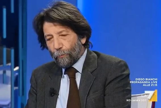 Massimo Cacciari vede nero a Otto e mezzo. "Cosa succederà se scompare il M5s". Di Maio, sciagura doppia