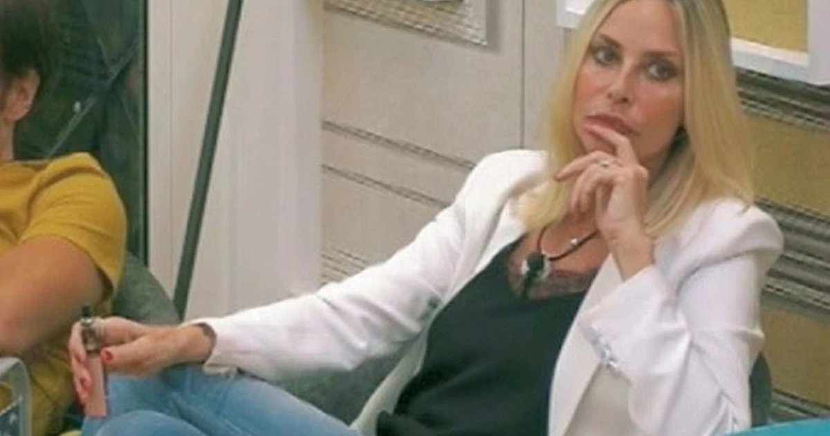 Elisabetta Gregoraci contro Stefania Orlando: Montecarlo e Briatore, la frase che scatena la rissa in diretta al GF Vip