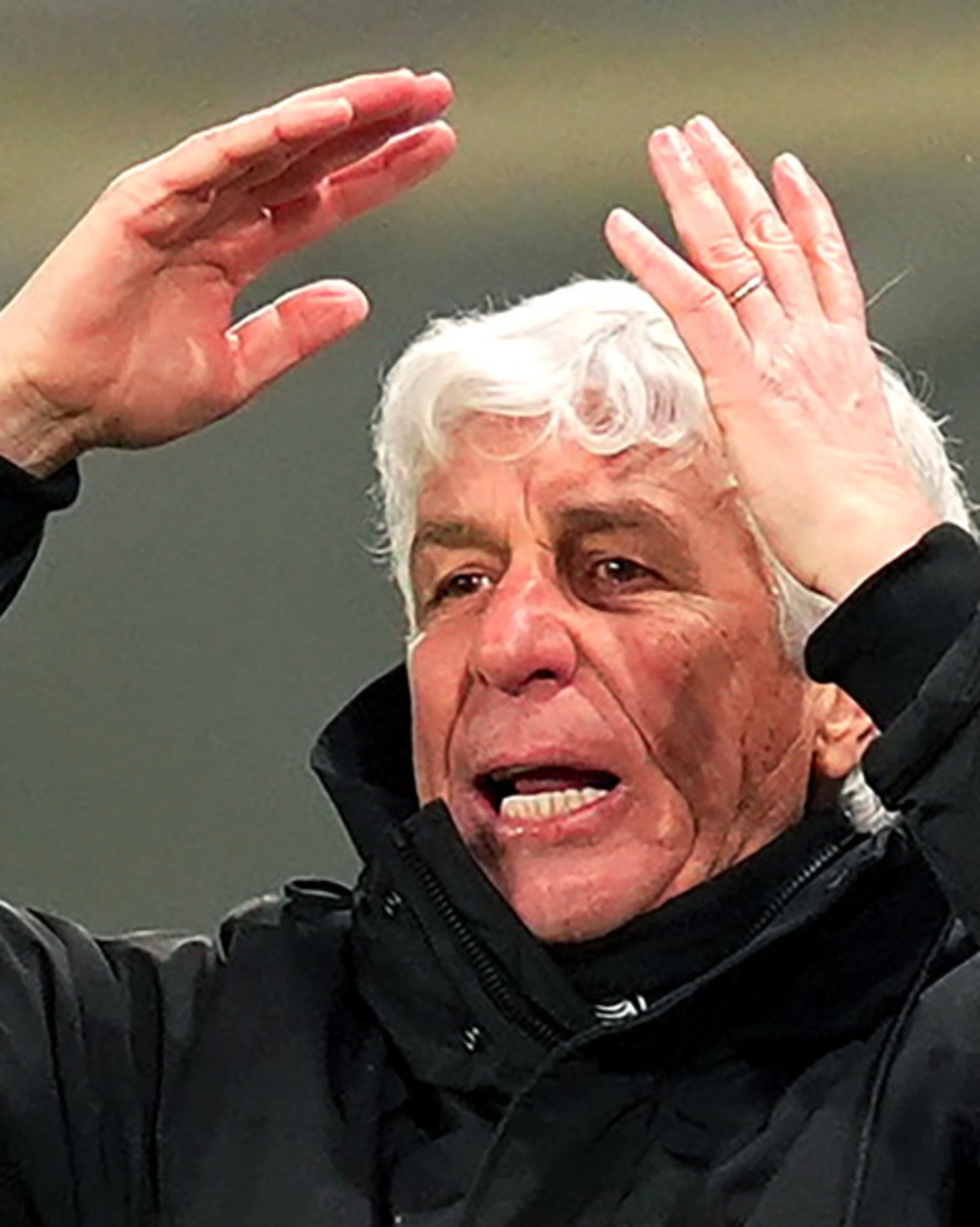 Gasperini, raptus al telefono: urla e insulti al giornalista