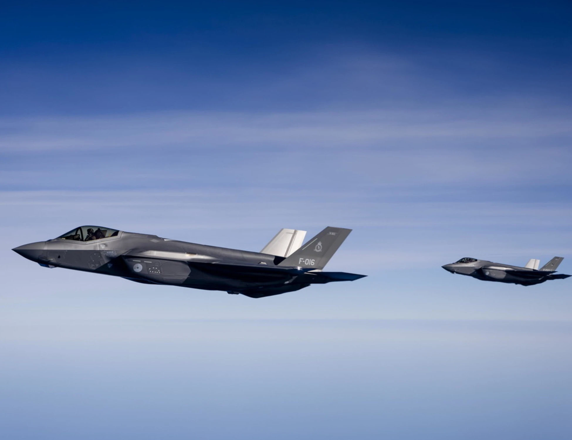Groenlandia, indiscrezioni sulla missione Nato: "Caccia F-35 e droni"