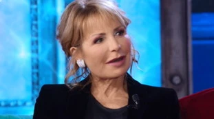 Lilli Gruber affondata da Minoli: "La vedo perché sono masochista"