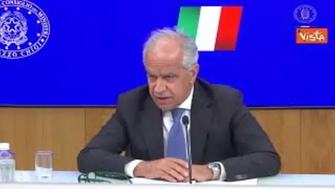 Leggi l'articolo: Violenza ai cortei, Piantedosi: Con decreto ulteriori 500 militari per Milano