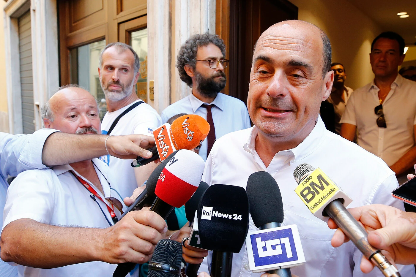 Nicola Zingaretti vuole l'ammucchiata: "Pd pronto al voto. Salvini pericoloso, fermiamolo tutti insieme"