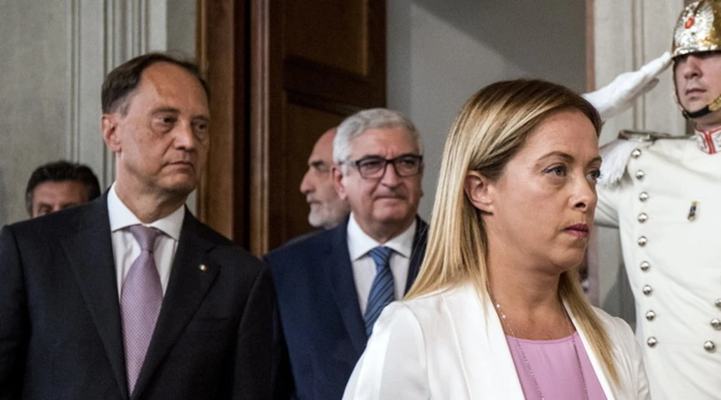 Ong, Foti all'attacco: "Interesse nazionale", la frase che smaschera Macron