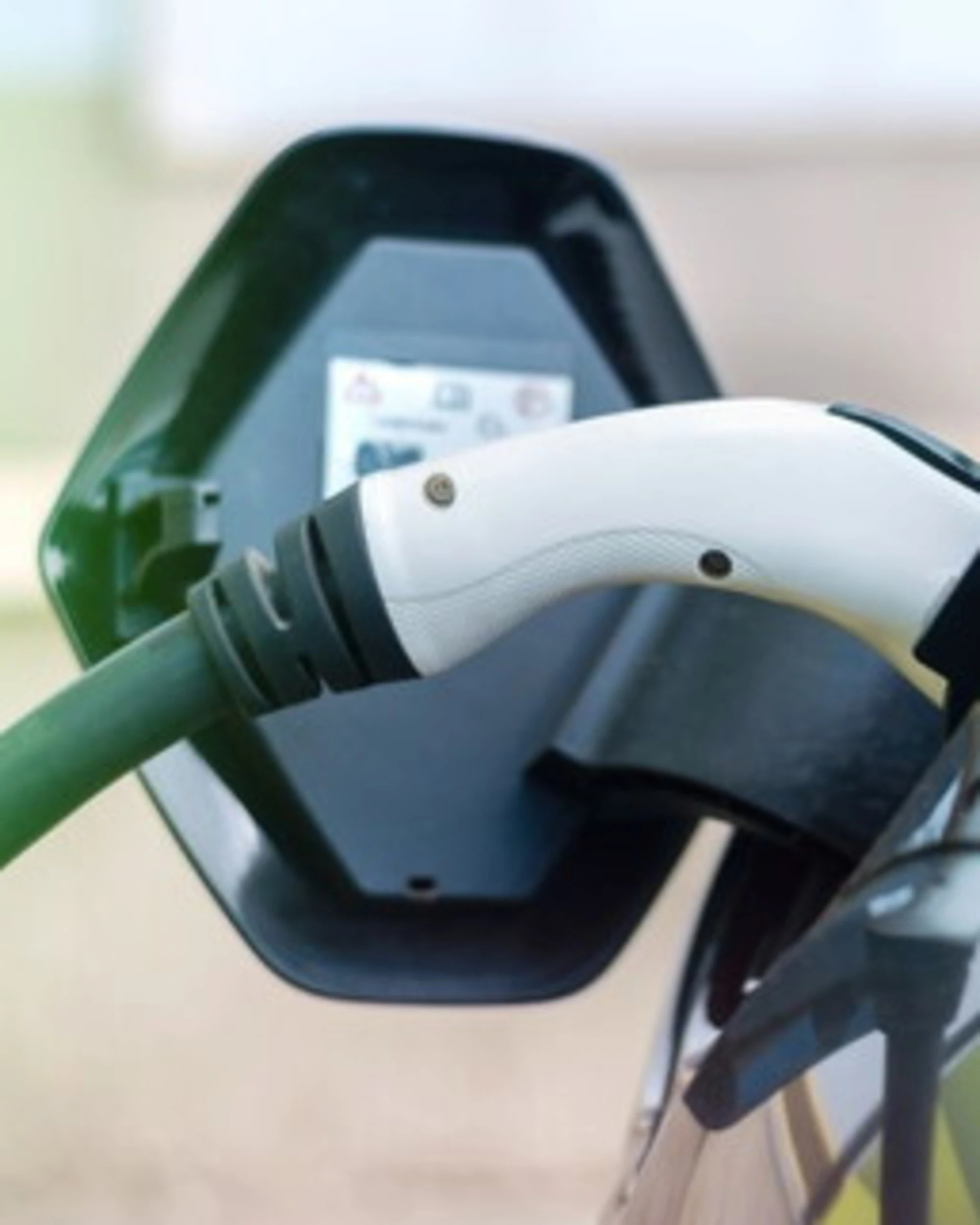 MOBILITA’: TORNA “E-CHARGE”, LA FIERA SULLE TECNOLOGIE DEI VEICOLI ELETTRICI A BOLOGNAFIERE LE ULTIME NOVITA’ SU SISTEMI E SERVIZI PER LE RETI DI RICARICA