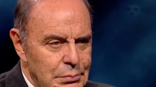 Bruno Vespa, pietra tombale su Giuseppe Conte: "La pistola è scarica, gli resta solo quello"