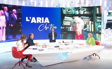 L'aria che tira, il prof D'Orsi insulta Meloni e governo: "Facce che non mi piacciono"