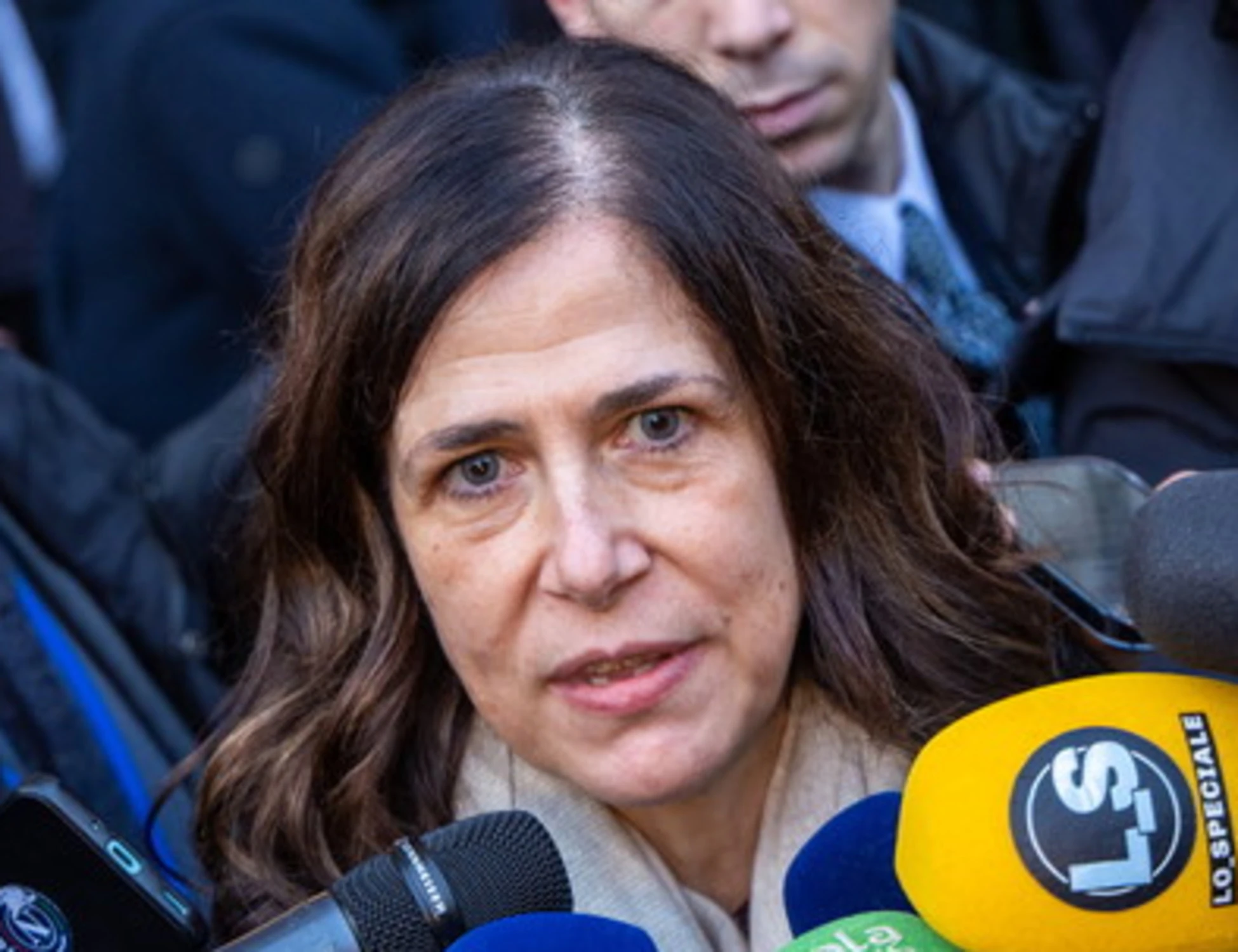 Alessandra Todde, sì alle armi: lo scontro in tribunale a sinistra