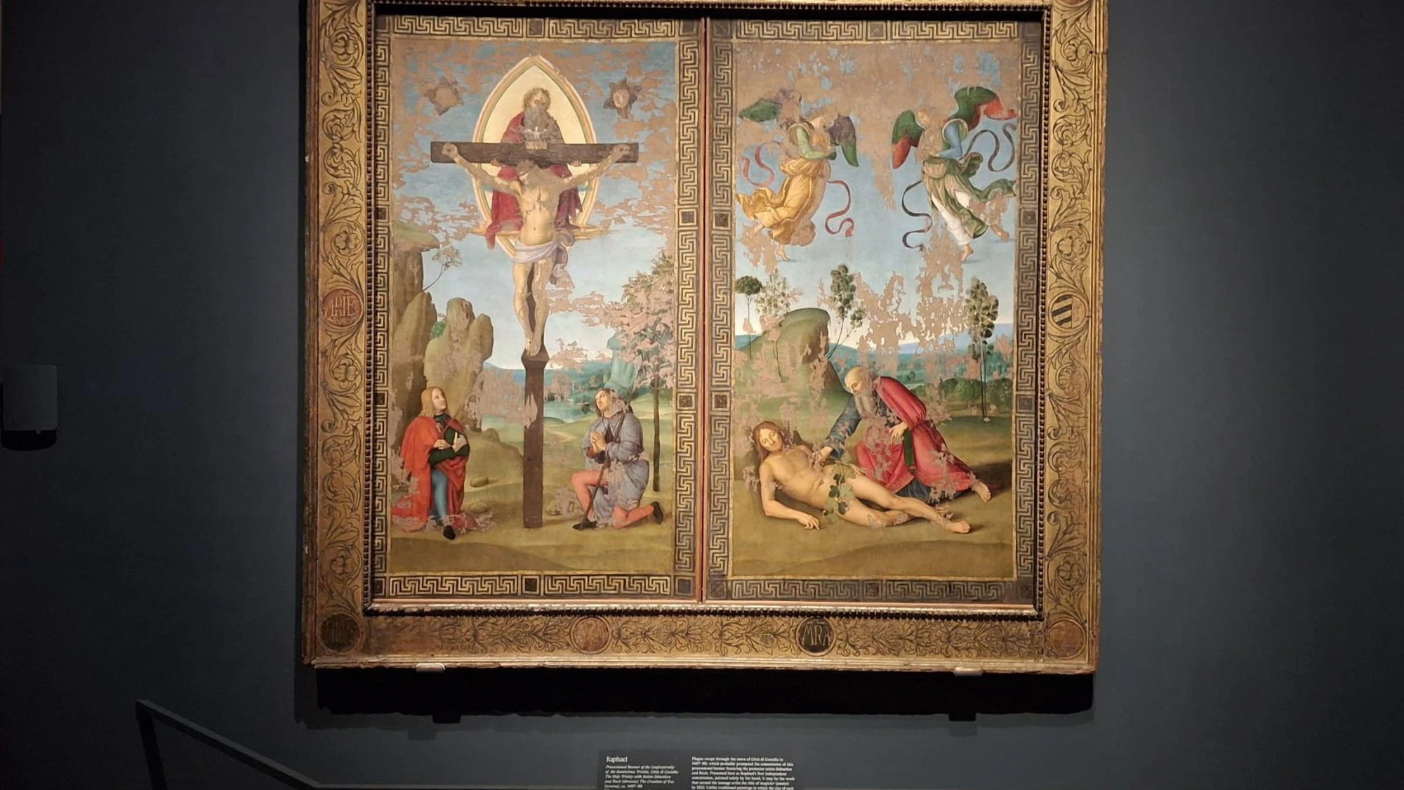 Lo Stendardo della Santissima Trinità di Raffaello torna a casa