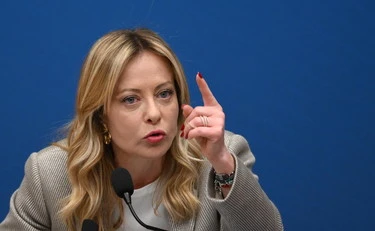 Crans-Montana, Jacques Moretti scarcerato? Meloni: "Sono indignata"