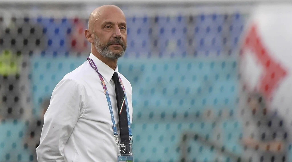Gianluca Vialli, ricovero in gravi condizioni: "La madre è già partita"