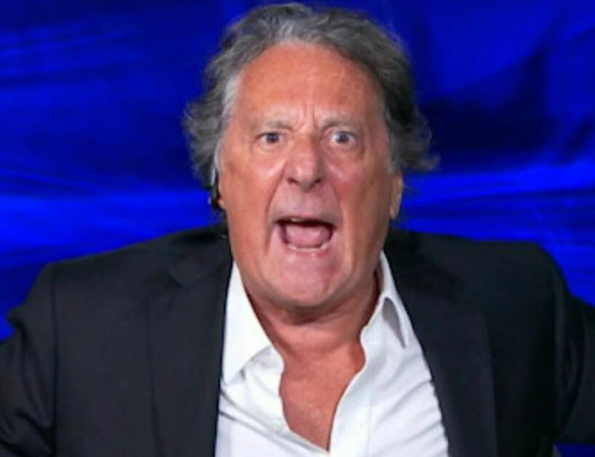 Enzo Iacchetti, il post su Giovanni Falcone: "La mafia si è insediata nelle istituzioni"