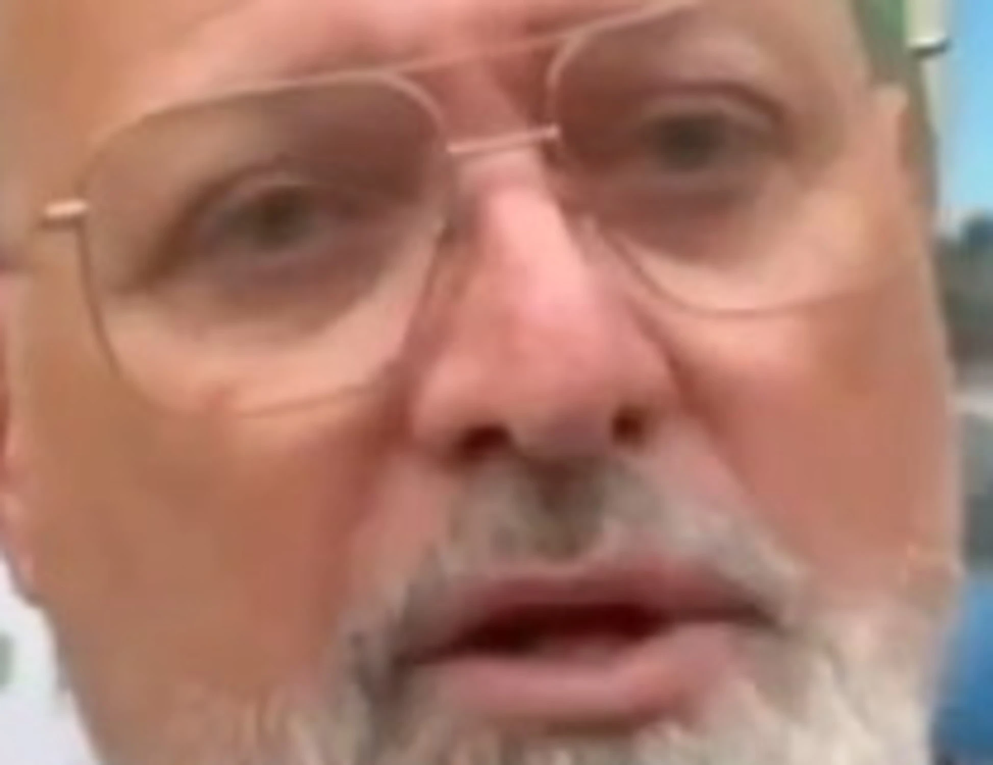 Stefano Bonaccini sugli elettori di destra: "Chi ha studiato poco e sta peggio economicamente ha votato Meloni e Salvini"