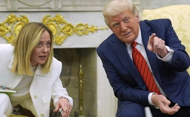 Meloni, la telefonata con Trump? Schlein smentita a tempo record