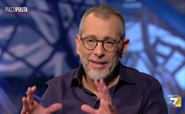 Formigli-Calenda, "falso", "ci vediamo in tribunale": volano stracci