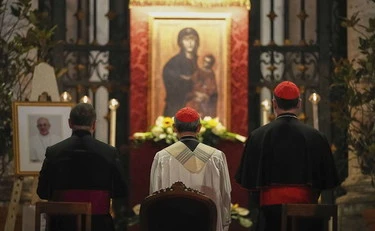 Conclave, "Papa rosso" è il favorito: crescono le quotazioni di Tagle 