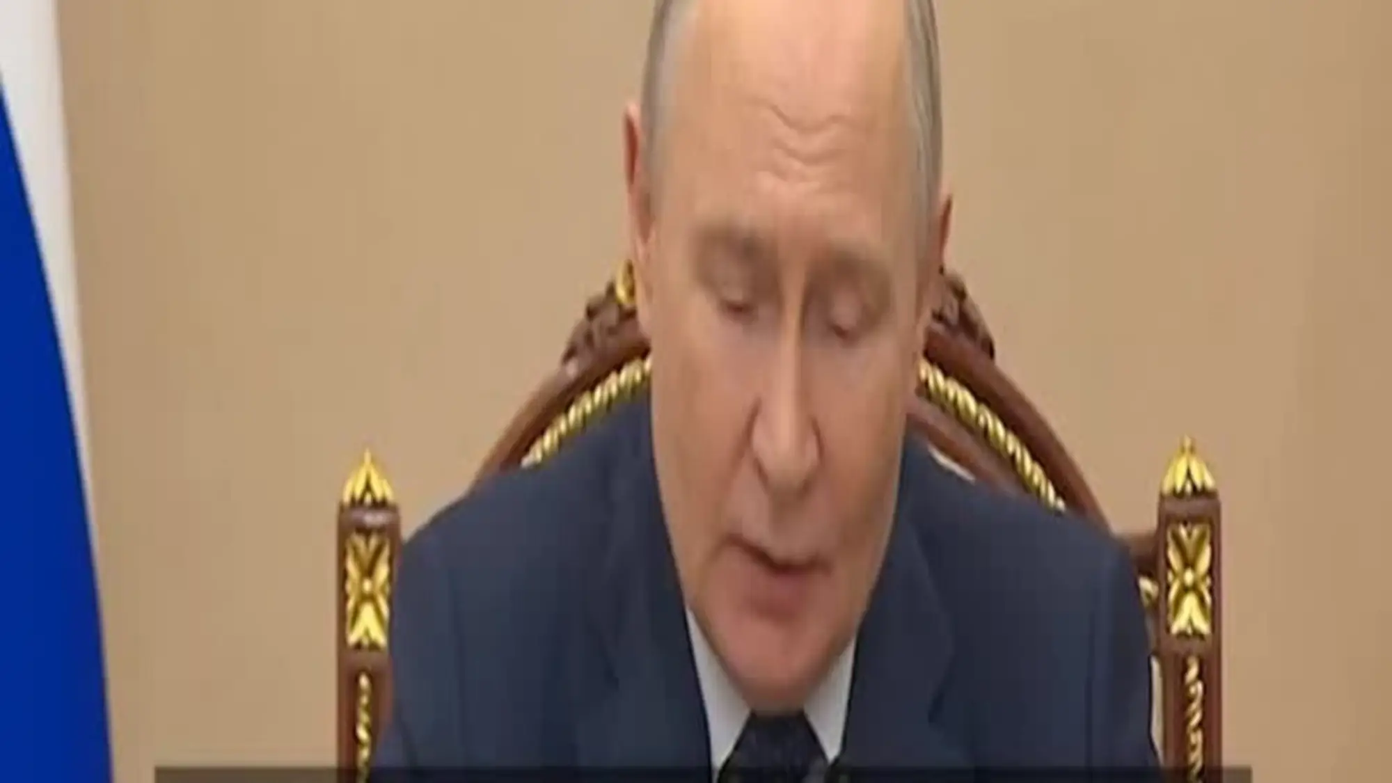 Putin lancia l'allarme: "Pil russo in calo da 2 mesi consecutivi"